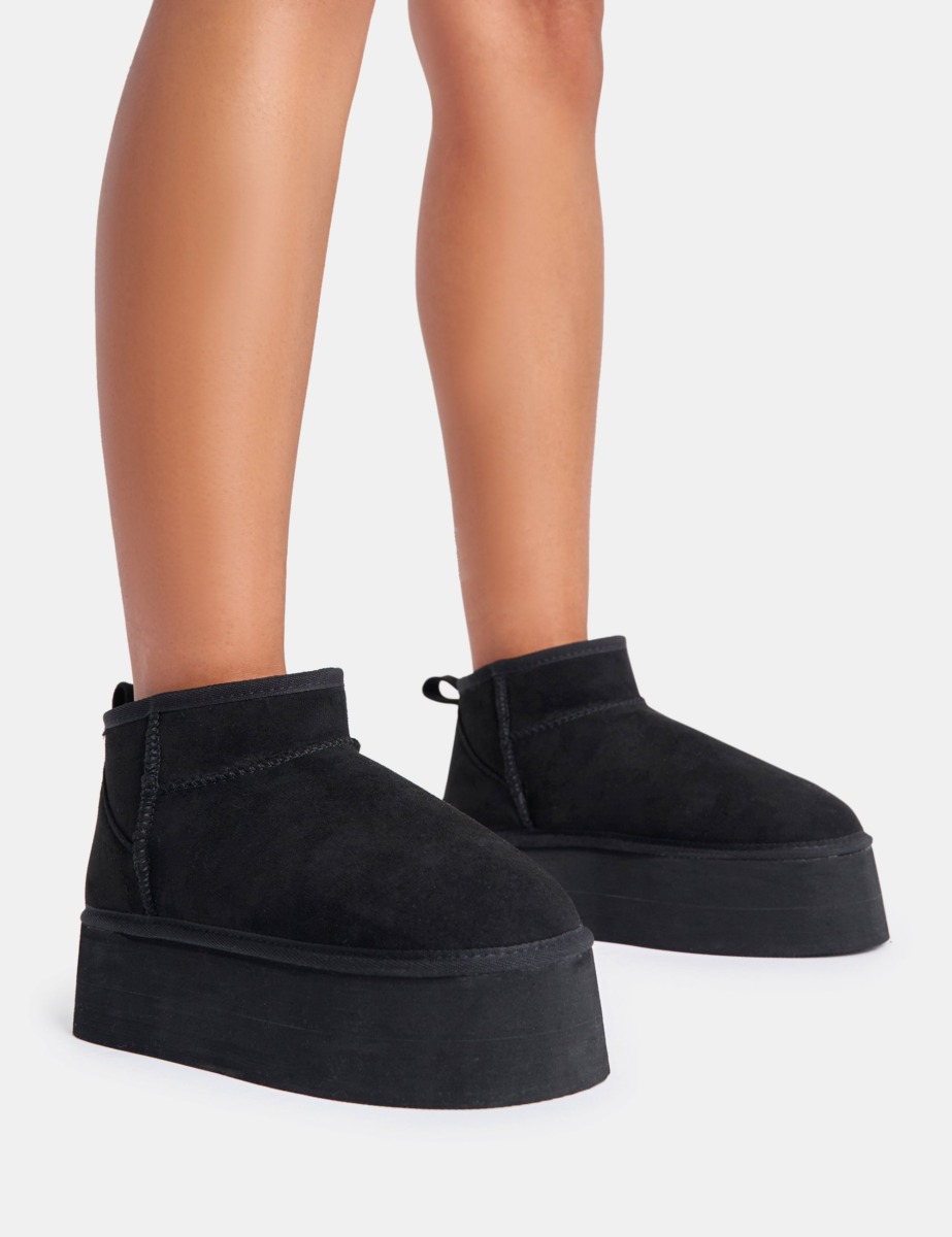 Ladies Platform Boots in Black - Public Desire GOOFASH