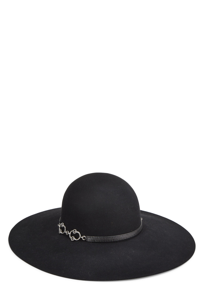 Lady Black Hat - WGACA - Hermes GOOFASH