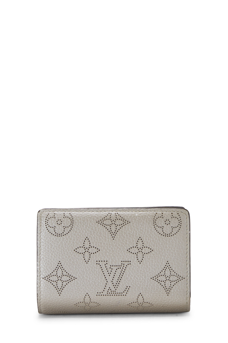 Louis Vuitton - Wallet Grey for Woman from WGACA GOOFASH