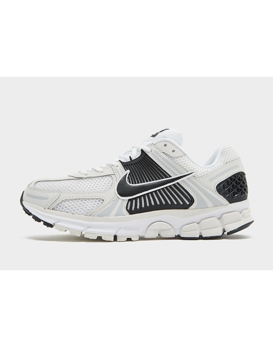 Man Zoom Running Shoes in White Nike - JD Sports GOOFASH