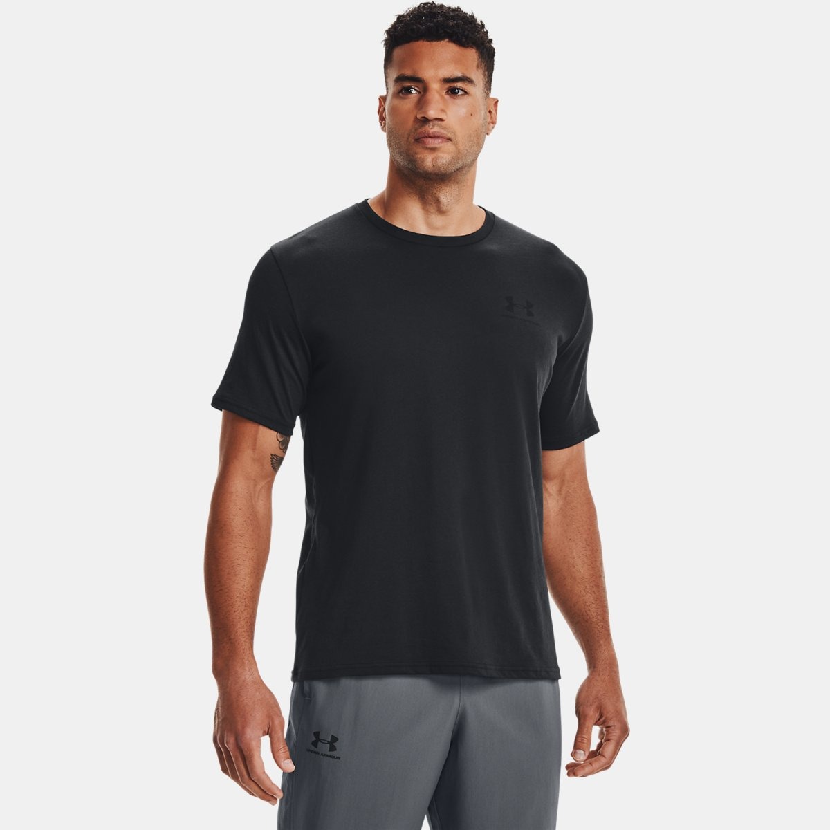 Men Black Short Sleeve Shirt - Under Armour GOOFASH