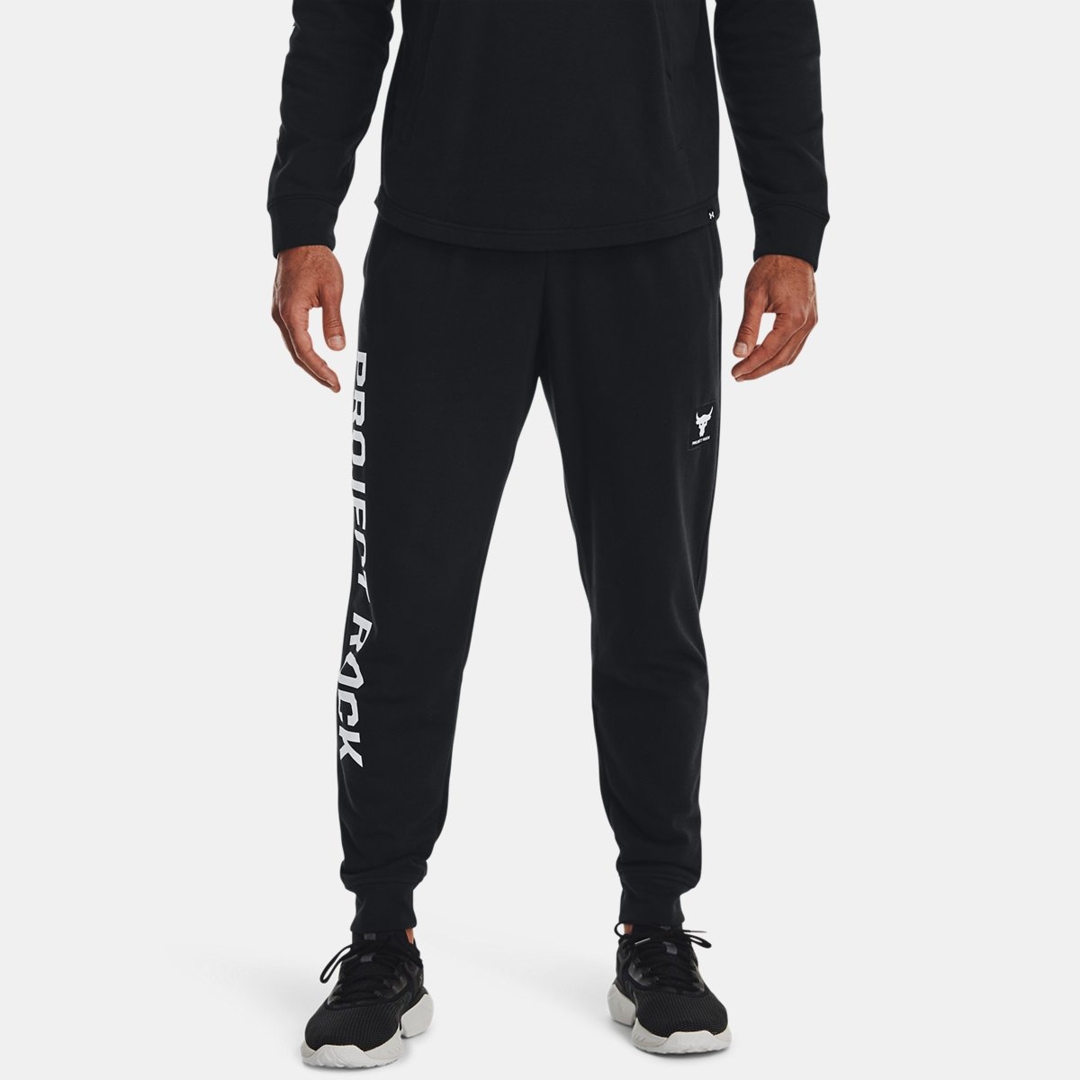 Men Joggers in Black by Under Armour GOOFASH