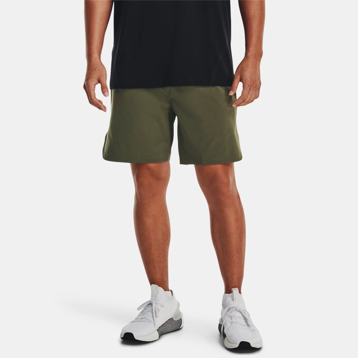 Men Shorts Green from Under Armour GOOFASH