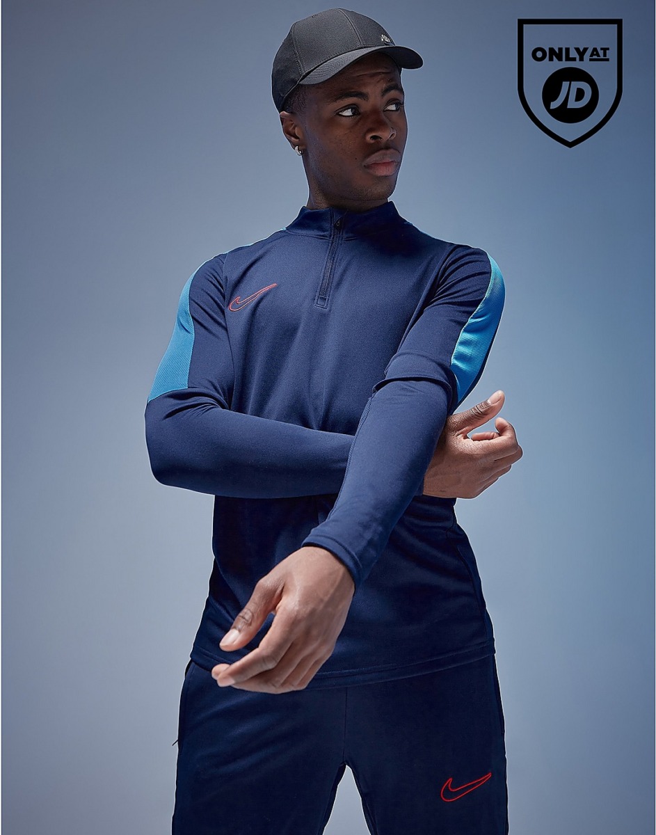 Nike - Gents Blue Jacket from JD Sports GOOFASH