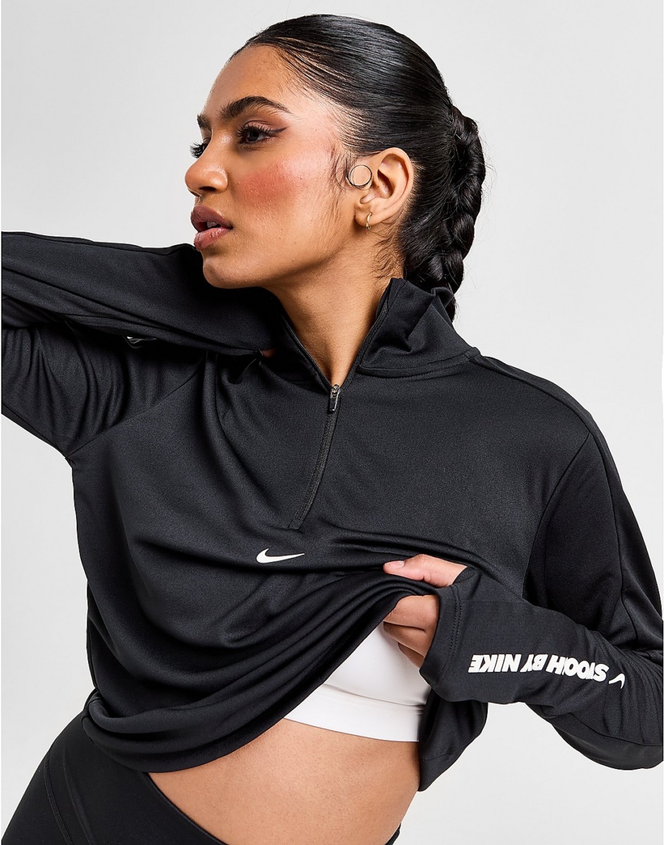 Nike Lady Jacket Black by JD Sports GOOFASH