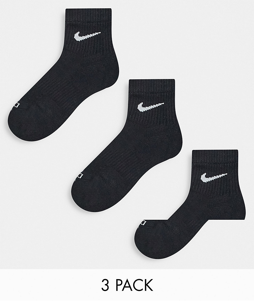 Nike Lady Socks in Black at Asos GOOFASH