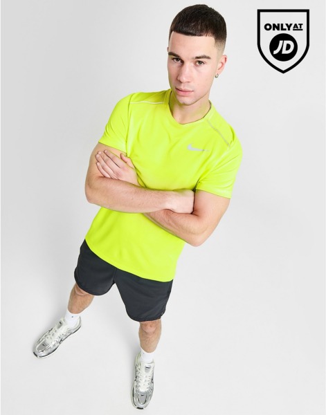 Nike - T-Shirt Yellow - JD Sports Men GOOFASH