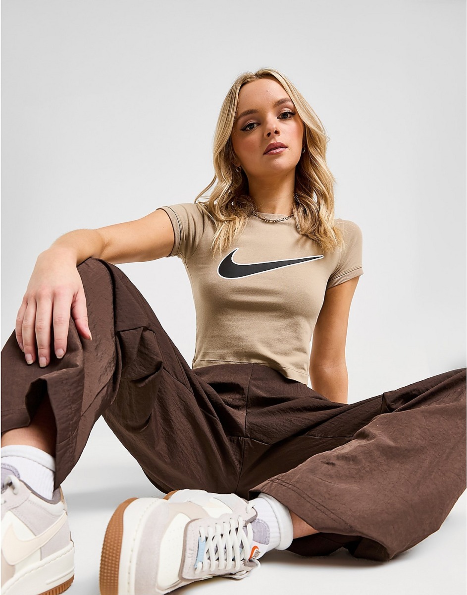 Nike Womens Brown T-Shirt by JD Sports GOOFASH