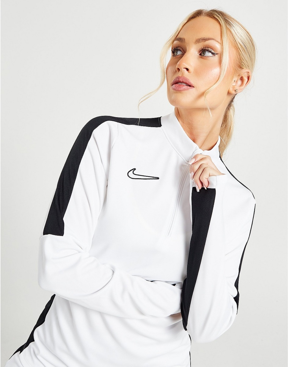 Nike Women's Jacket White from JD Sports GOOFASH