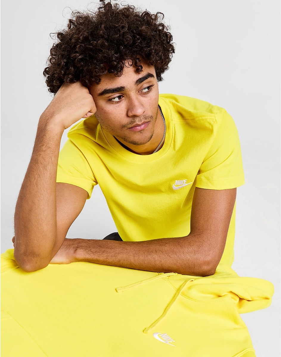 Nike - Yellow T-Shirt JD Sports Man GOOFASH