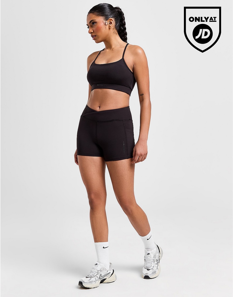 Pink Soda Shorts in Black for Woman by JD Sports GOOFASH