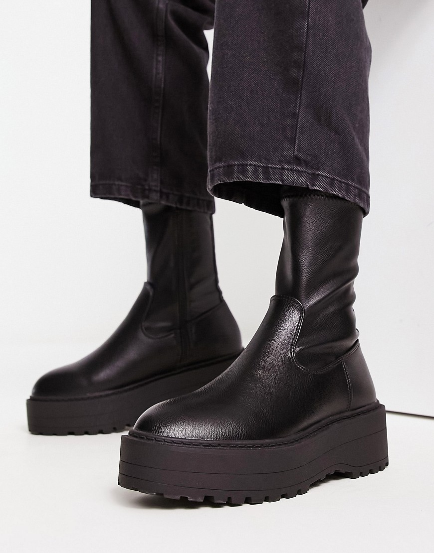 Public Desire Ladies Chunky Boots in Black from Asos GOOFASH
