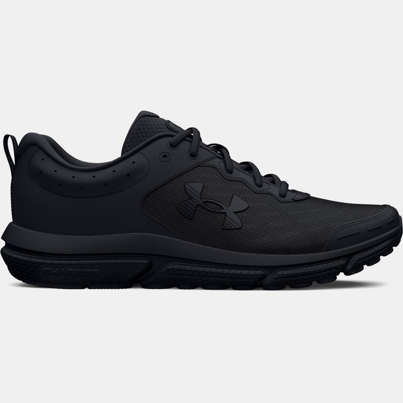 Running Shoes in Black by Under Armour GOOFASH