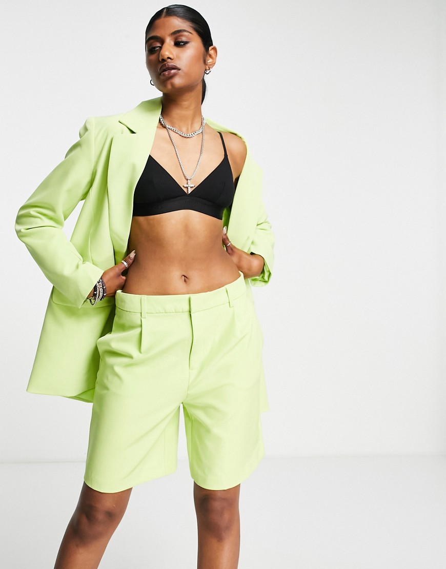 Shorts in Green - Asos - Woman - Only GOOFASH