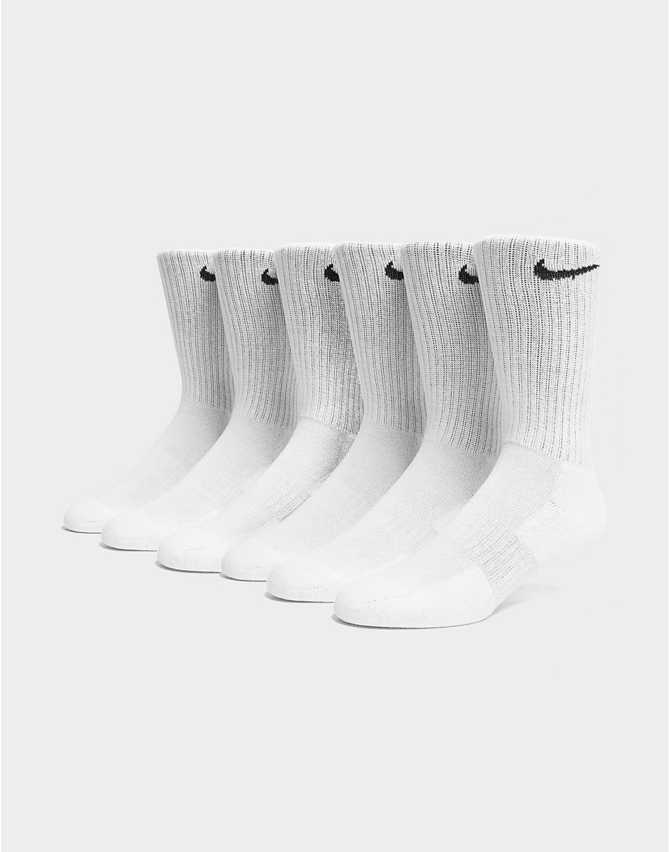 Socks in White at JD Sports GOOFASH