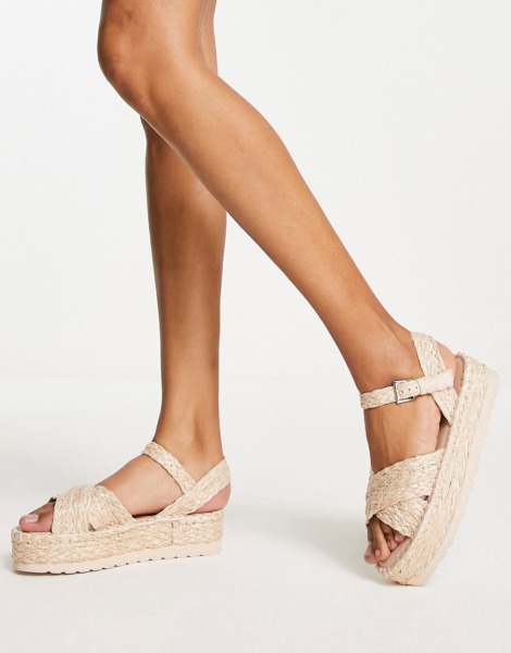 South Beach - Sandals in Ivory for Women by Asos GOOFASH