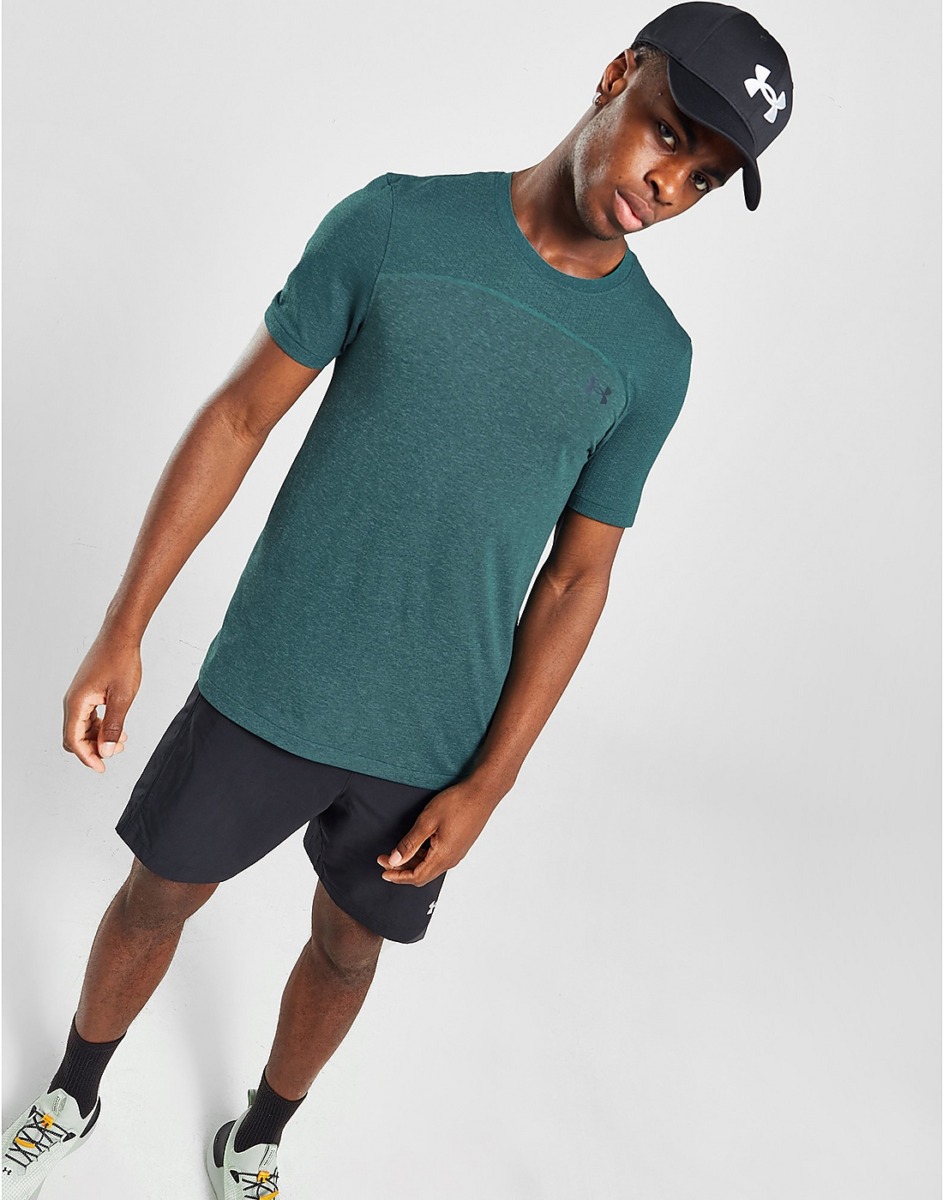 T-Shirt in Green for Man from JD Sports GOOFASH