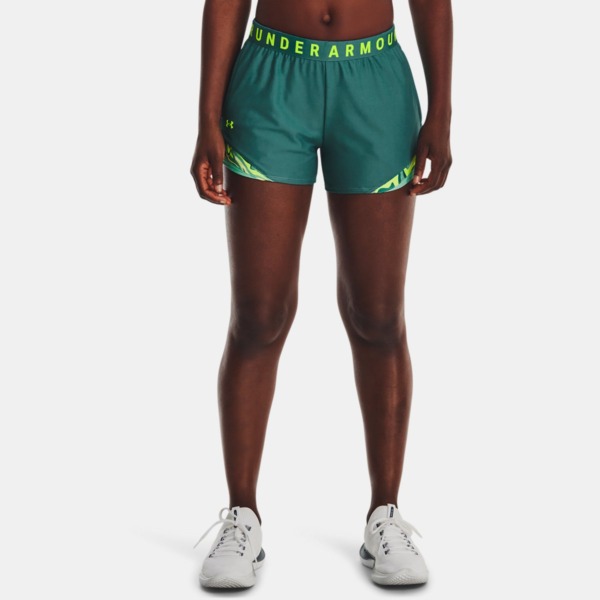 Under Armour - Shorts in Green - Woman GOOFASH