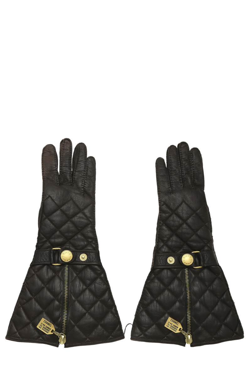 WGACA - Brown Woman Gloves Chanel GOOFASH