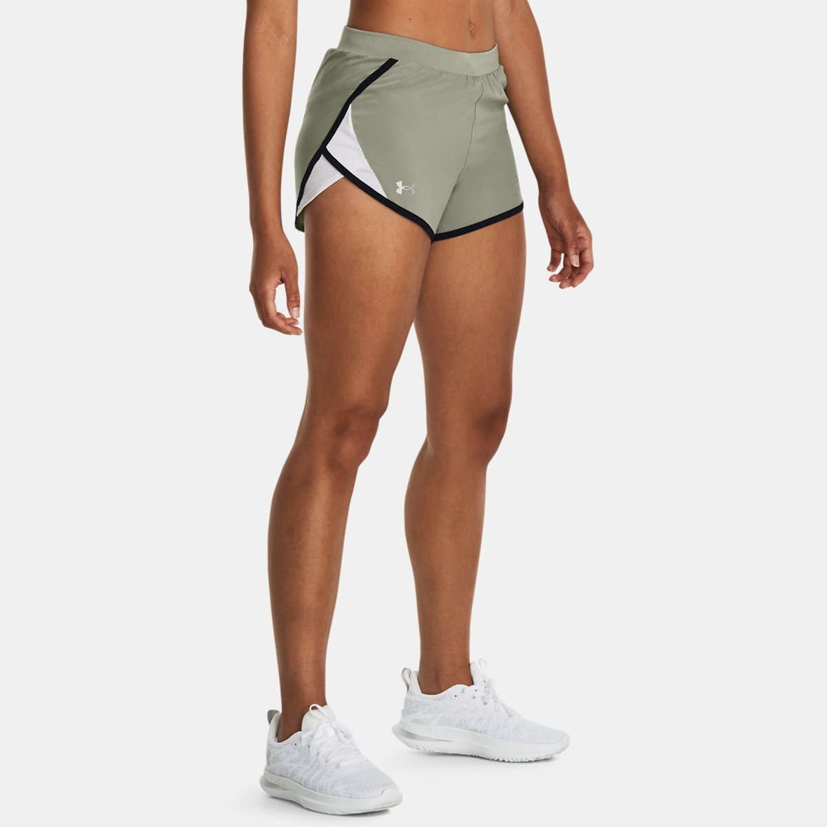 Woman Shorts in Green - Under Armour GOOFASH