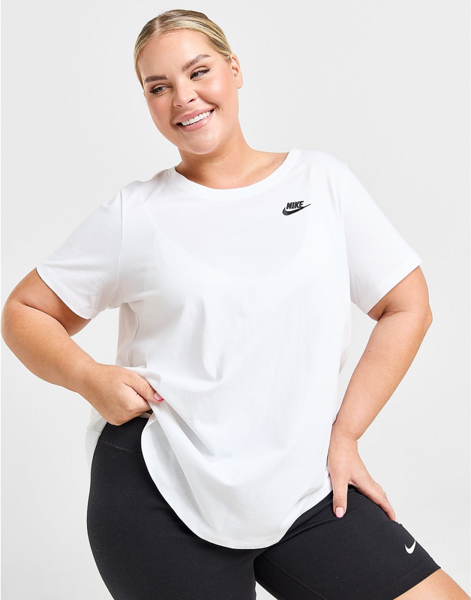 Woman T-Shirt in White from JD Sports GOOFASH