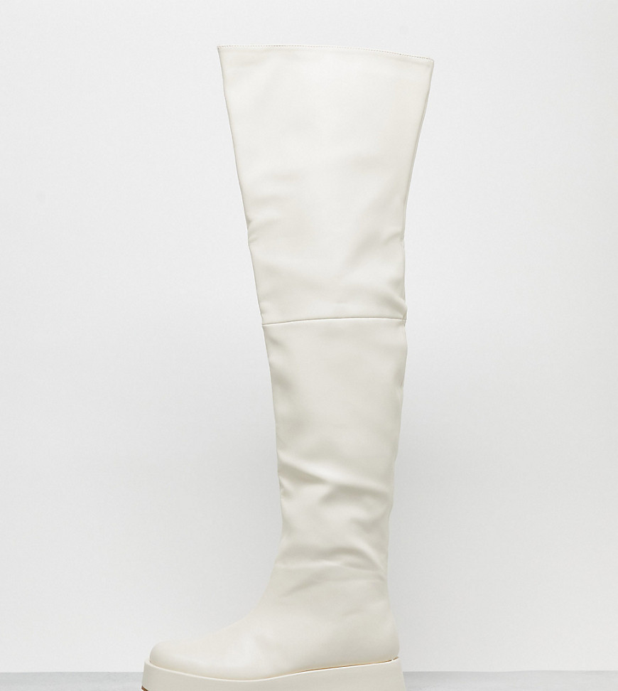 Woman White Overknee Boots by Asos GOOFASH