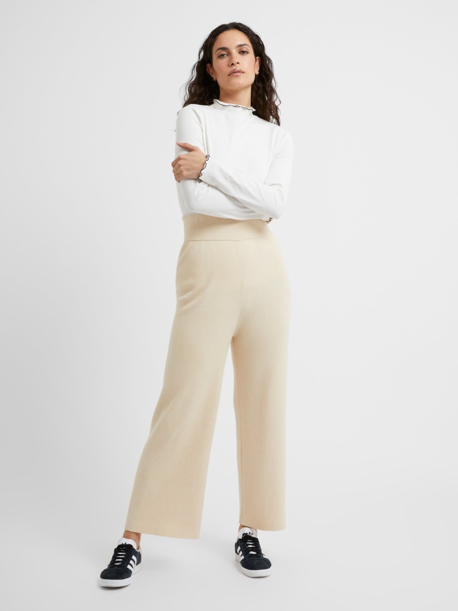 Women Trousers Cream from Great Plains GOOFASH