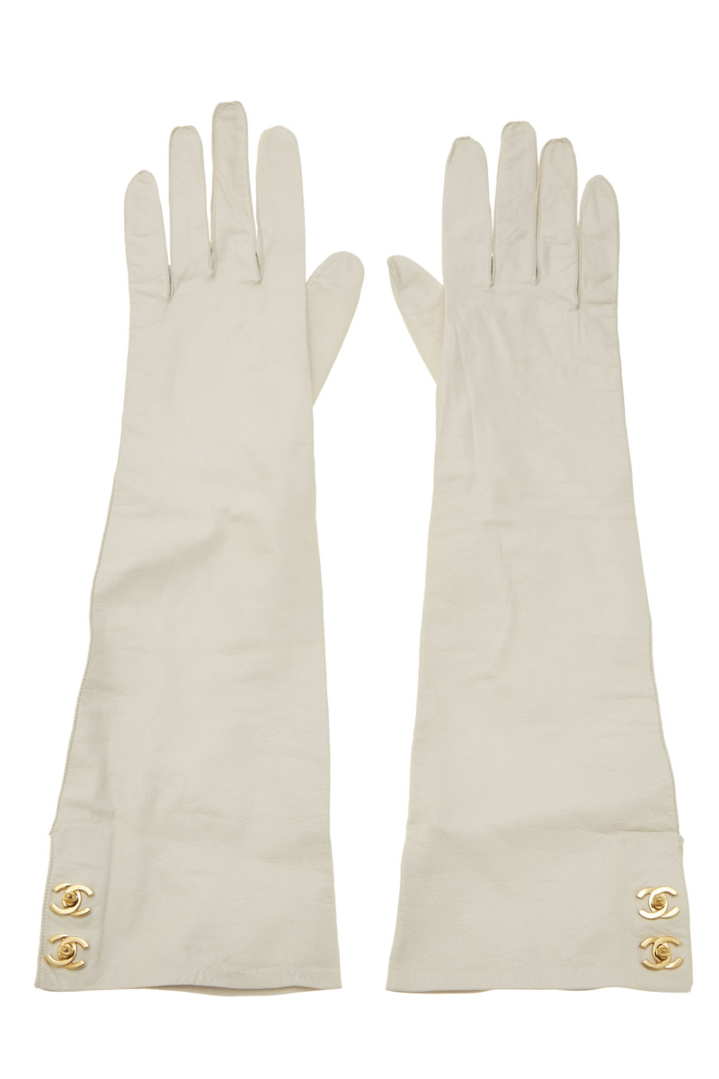 Women's Gloves White Chanel - WGACA GOOFASH