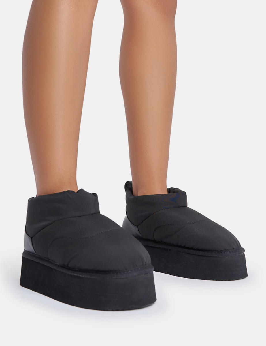 Womens Platform Boots in Black - Public Desire GOOFASH