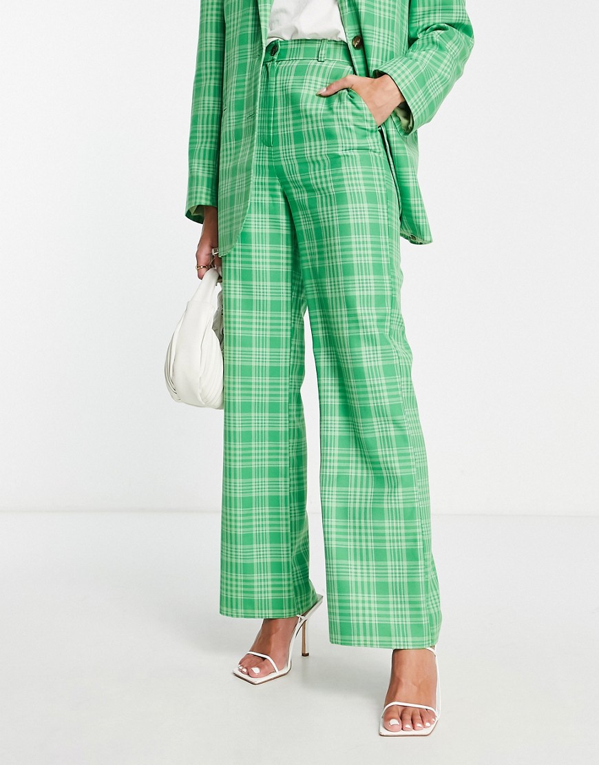 Women's Suit Trousers in Green from Asos GOOFASH