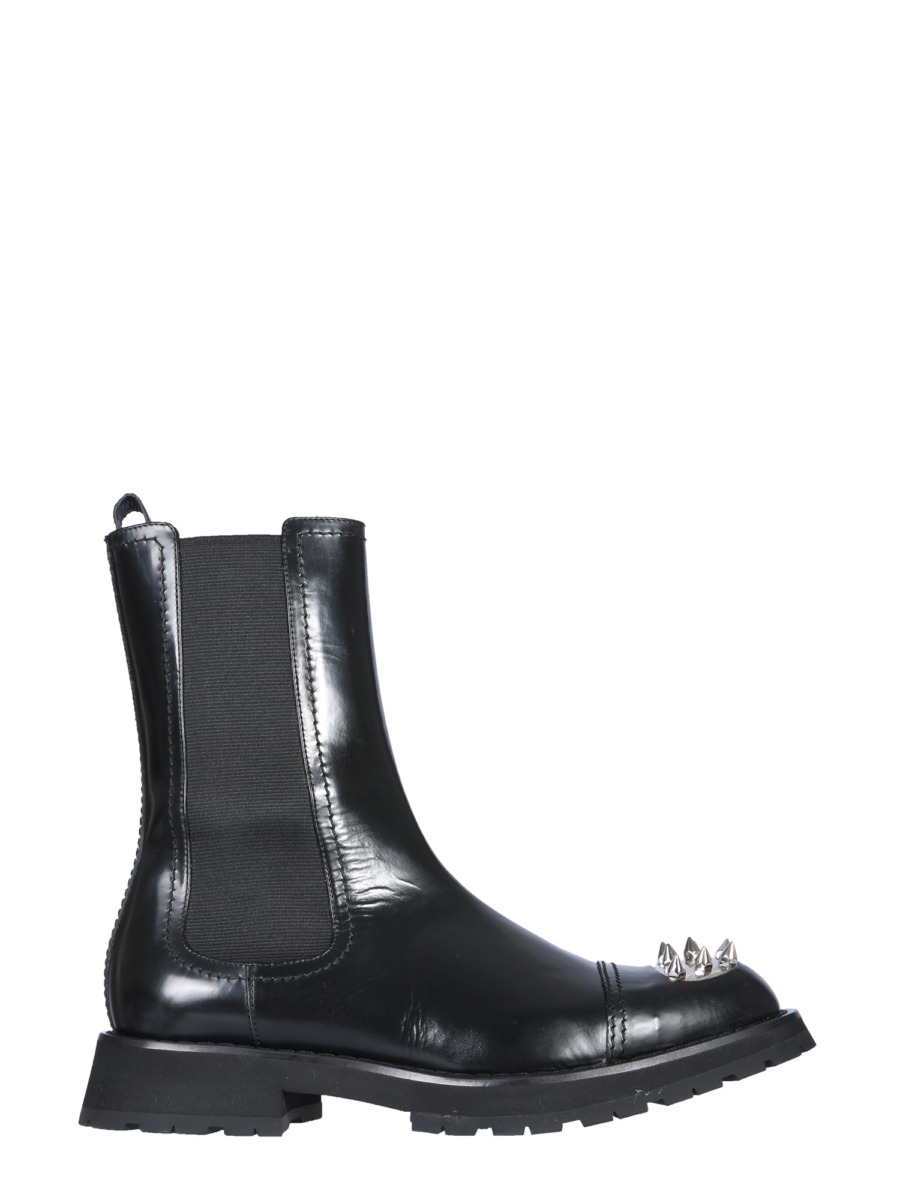 Alexander Mcqueen Studded Boot Black - Eleonora Bonucci | GOOFASH
