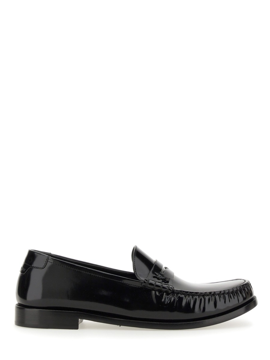 Saint Laurent Monogram Loafer Black - Eleonora Bonucci | GOOFASH