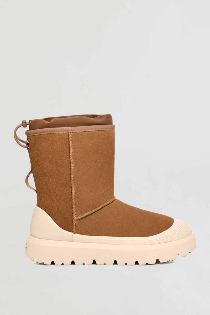 Ugg Classic Short Weather Hybrid Boot In Chestnut cap White - Urban Outfitters | GOOFASH